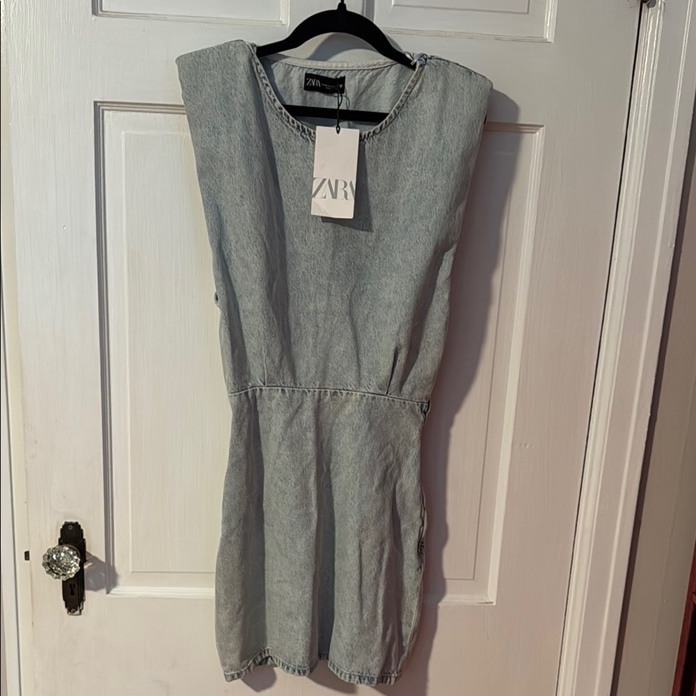 Zara NWT Sleeveless Light Wash Denim Mini Dress Zipper Side Size XS